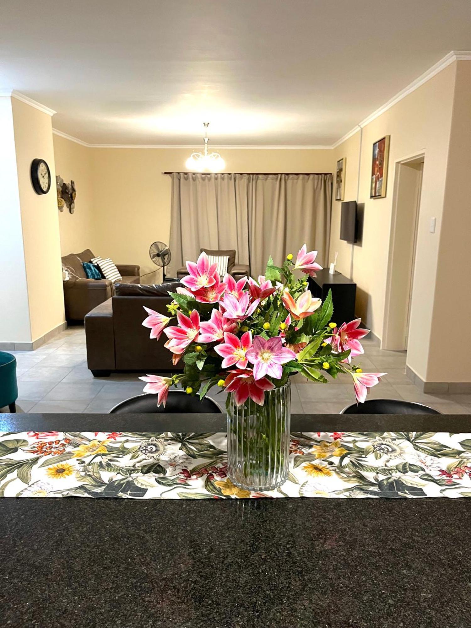 Rehoboth Ezulwini Suites Lobamba 외부 사진